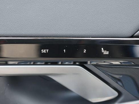 Used 2026 BMW 530i RWD image 14