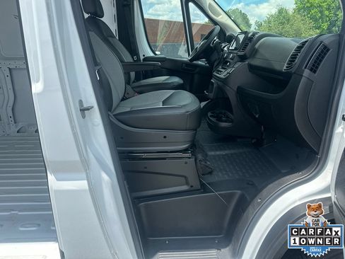 Used 2025 RAM ProMaster 2500 w/ Convenience Group FWD image 13