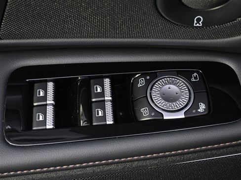 New 2026 Lincoln Nautilus Reserve image 23