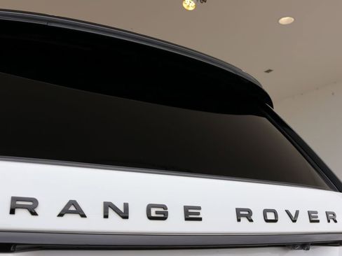 Used 2021 Land Rover Range Rover P525 Westminster Edition LWB image 30