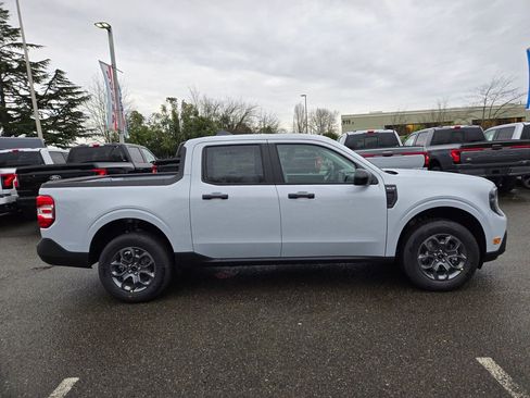 New 2026 Ford Maverick XLT w/ XLT Luxury Package image 4