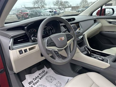Certified 2022 Cadillac XT5 Premium Luxury image 21