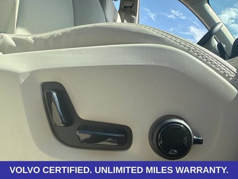 Certified 2026 Volvo XC60 B5 Ultra AWD/4WD image 10