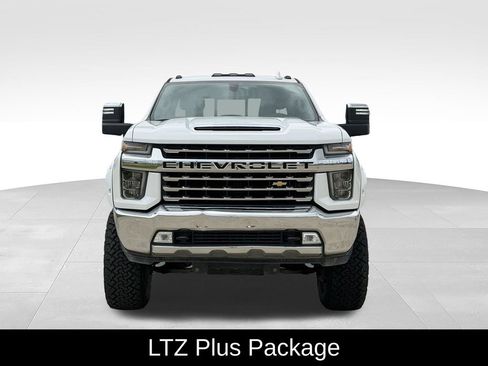 Used 2021 Chevrolet Silverado 2500 LTZ w/ LTZ Plus Package AWD/4WD image 3