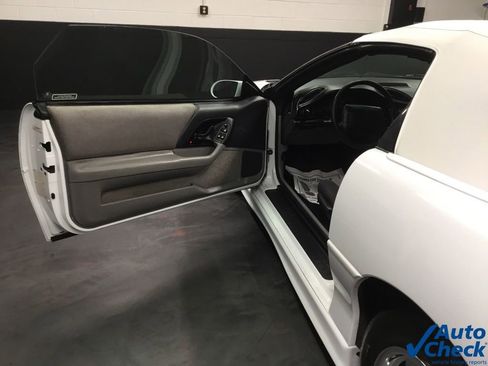 Used 1995 Chevrolet Camaro LT image 29