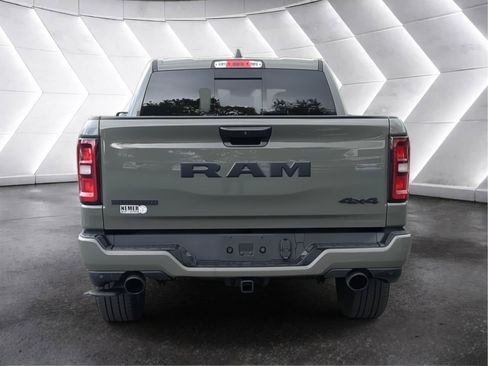 New 2026 RAM 1500 Big Horn AWD/4WD image 4