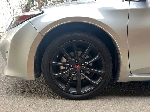 Used 2015 Toyota Avalon XLE Touring image 37