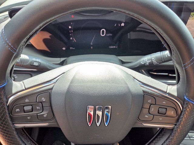 Used 2024 Buick Envista Preferred w/ Convenience I Package FWD image 18