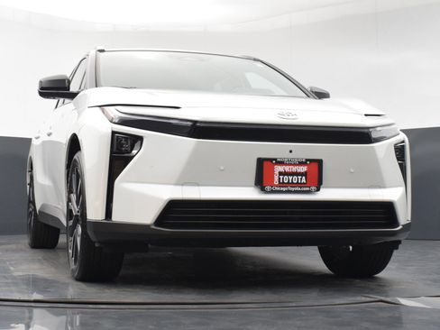Certified 2026 Toyota bZ AWD/4WD image 39