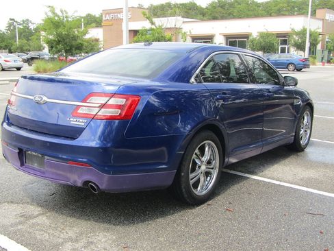 Used 2013 Ford Taurus Limited image 6