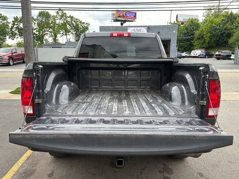 Used 2017 RAM 1500 Express AWD/4WD image 24
