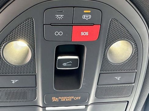 Used 2025 Genesis G70 3.3T Advanced image 37