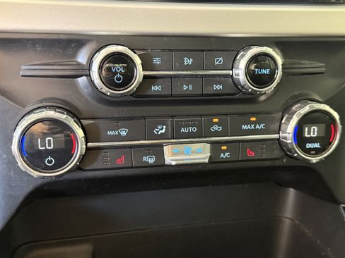 Certified 2021 Ford F150 XLT w/ Equipment Group 302A High image 23