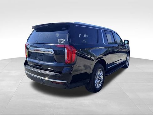 Used 2021 GMC Yukon XL SLT w/ SLT Premium Package AWD/4WD image 5