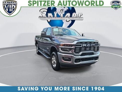 Used 2025 RAM 2500 Big Horn AWD/4WD image 2
