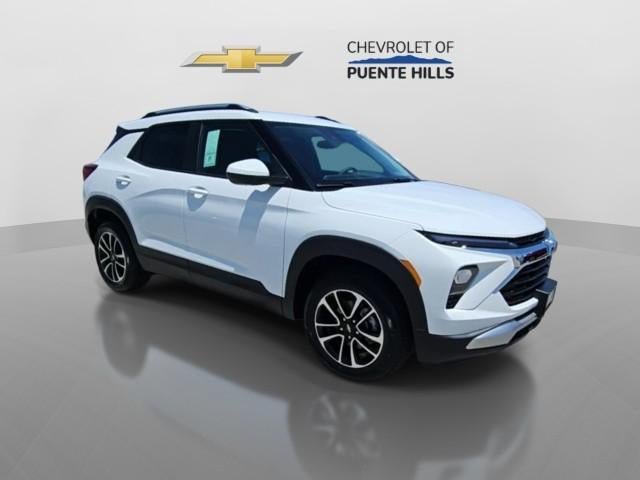 New 2026 Chevrolet TrailBlazer LT w/ Driver Confidence Package FWD image 2