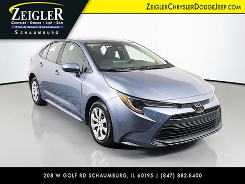 Used 2024 Toyota Corolla LE FWD image 1