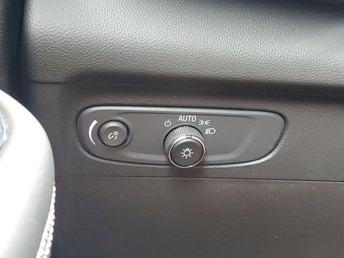 Certified 2023 Buick Envision Preferred w/ Sport Touring Package AWD/4WD image 19