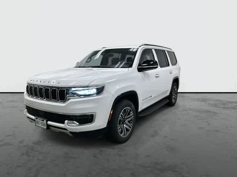 Used 2024 Jeep Wagoneer Series II w/ Flexible Seating Group RWD image 7