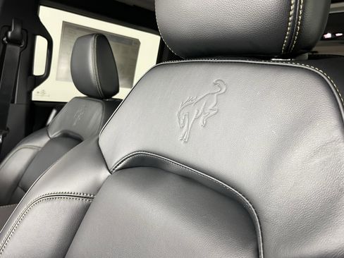 New 2025 Ford Bronco Badlands image 18