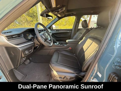 New 2026 Jeep Grand Cherokee L Limited w/ Luxury Tech Group II AWD/4WD image 9