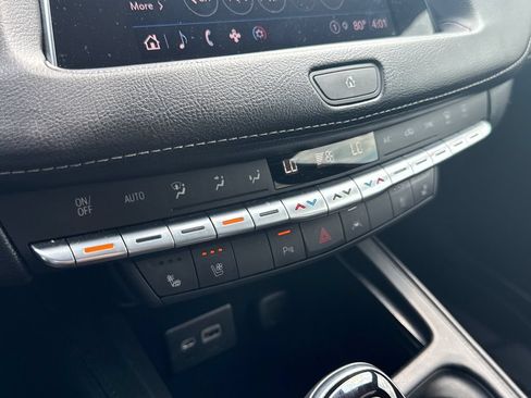 Certified 2023 Cadillac XT4 Premium Luxury FWD image 25