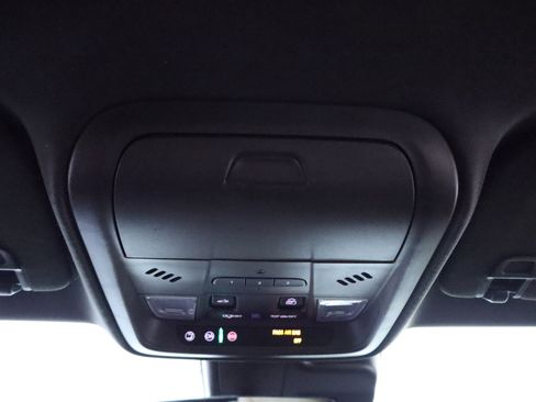 Used 2019 Cadillac XT4 Premium Luxury w/ Cold Weather Package AWD/4WD image 28