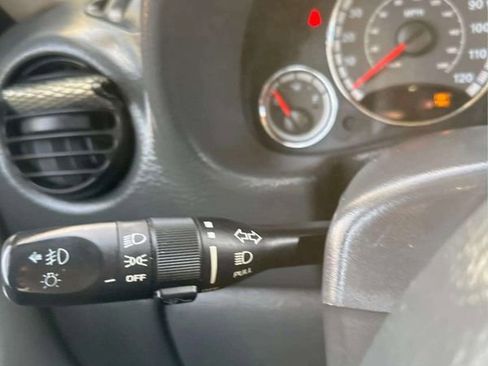 Used 2006 Jeep Liberty Renegade w/ Luxury Group image 25