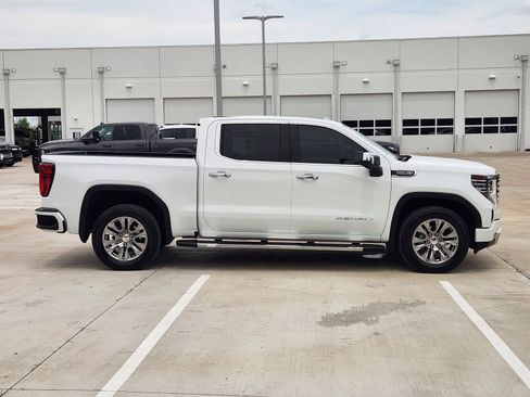 Used 2024 GMC Sierra 1500 Denali RWD image 7