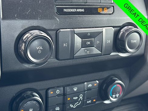 Used 2022 Ford F250 XL w/ Power Equipment Group RWD image 19