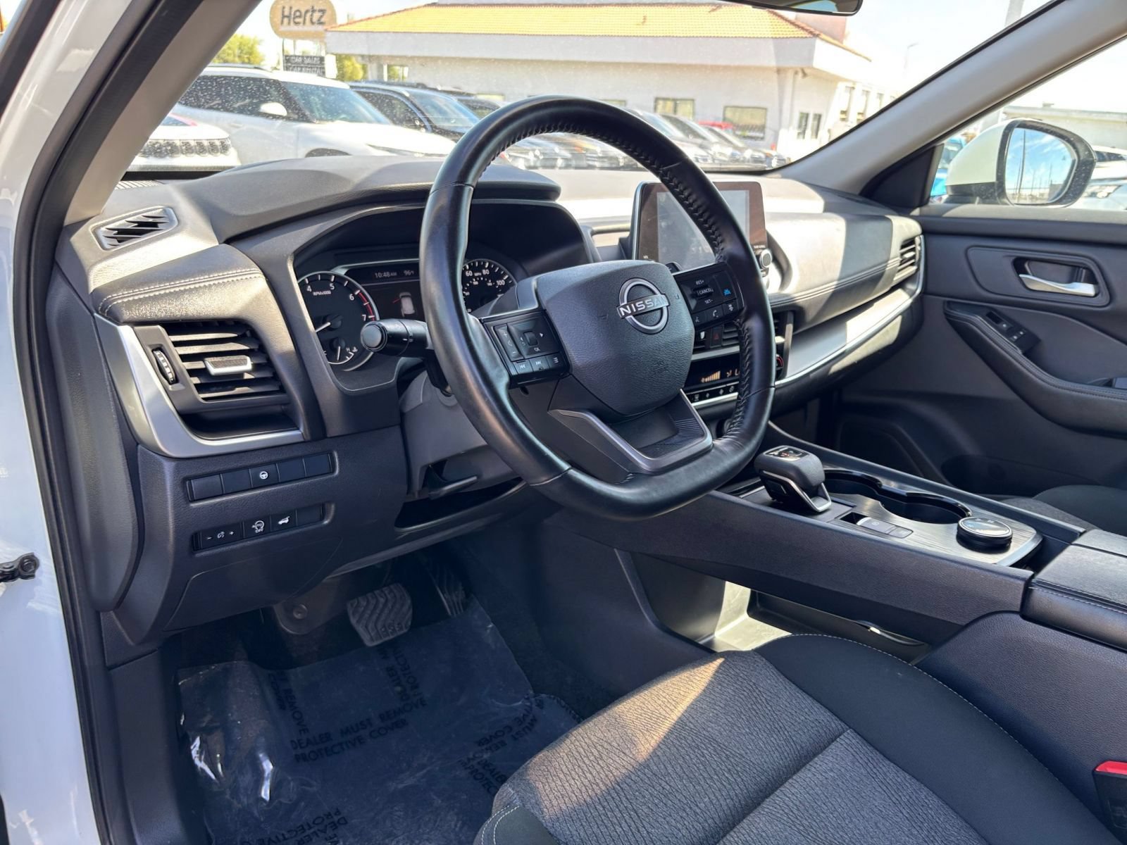 Used 2025 Nissan Rogue SV AWD/4WD image 35