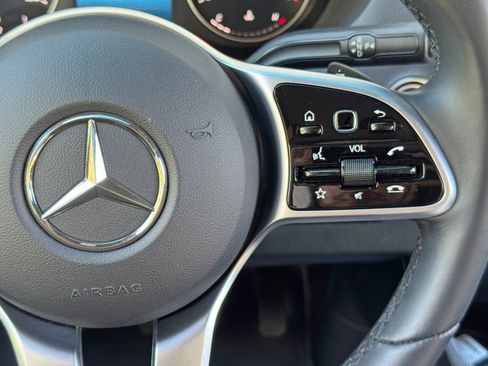 Used 2023 Mercedes-Benz Sprinter 2500 image 21