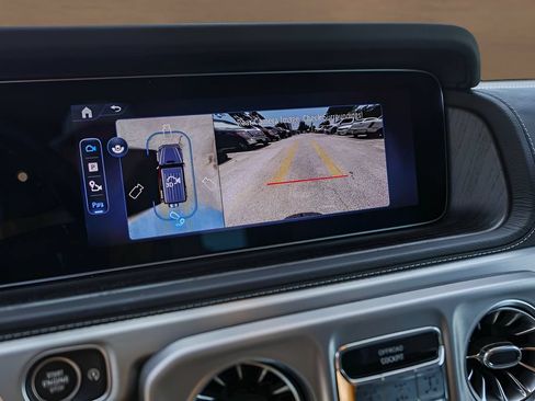 Used 2025 Mercedes-Benz G 550 image 16