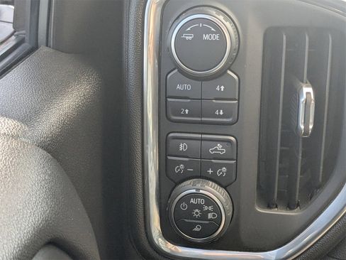 Used 2021 Chevrolet Silverado 1500 High Country w/ Technology Package image 26