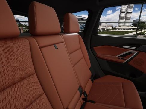 Used 2026 BMW X1 xDrive28i w/ Technology Package image 38