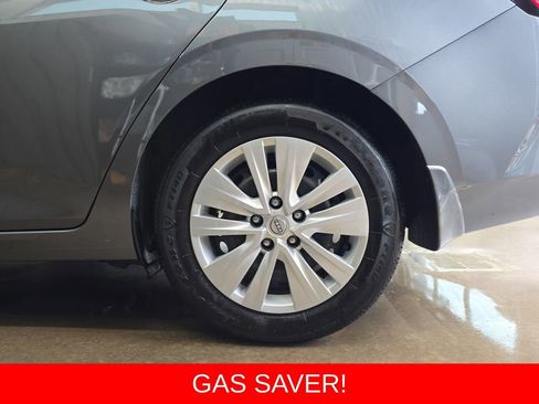 Used 2024 Nissan Sentra S FWD image 34