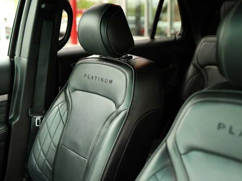 Used 2016 Ford Explorer Platinum AWD/4WD image 15