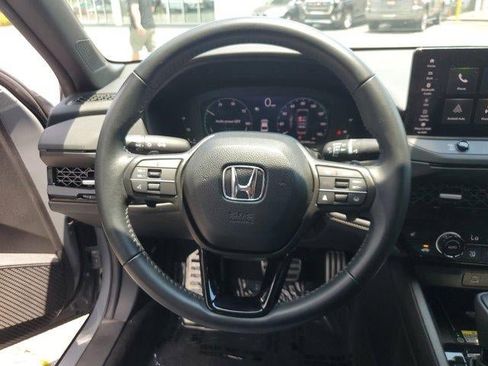 Used 2025 Honda Accord Sport image 21