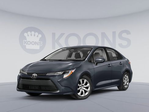 Used 2023 Toyota Corolla LE image 1