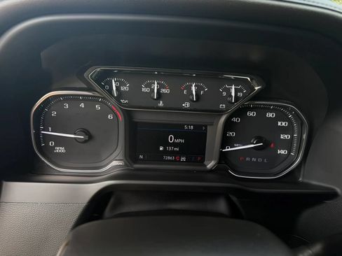 Used 2022 GMC Sierra 1500 SLE AWD/4WD image 16