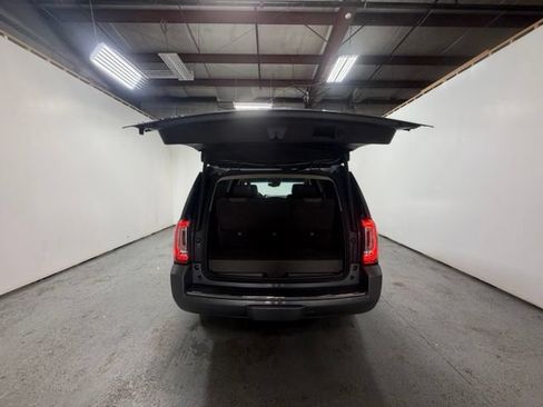 Used 2019 GMC Yukon Denali w/ Denali Ultimate Package AWD/4WD image 9