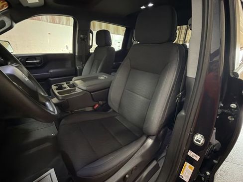 Used 2023 Chevrolet Silverado 1500 Custom Trail Boss w/ LPO, Dark Essentials Package image 11