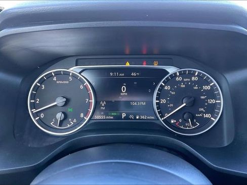 Used 2024 Nissan Rogue S image 22