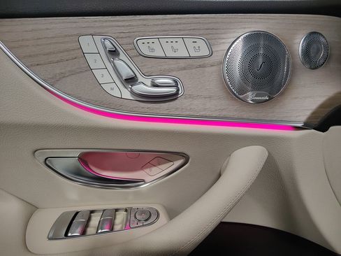 Used 2018 Mercedes-Benz E 400 4MATIC Coupe image 22