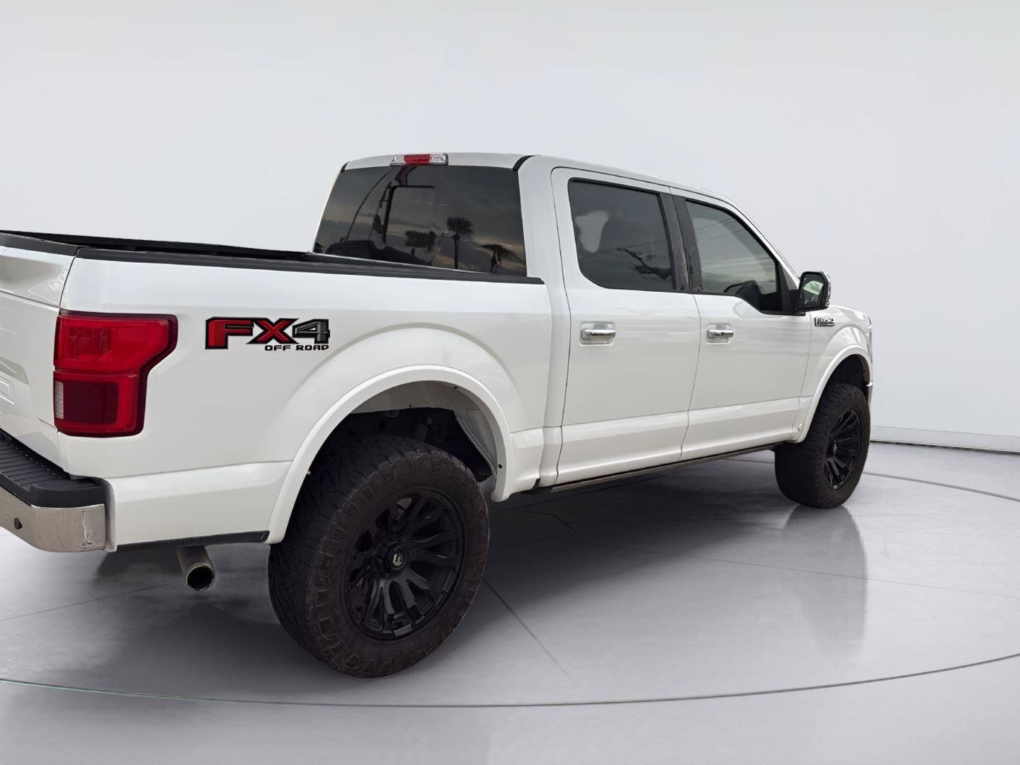 Used 2020 Ford F150 Lariat w/ Equipment Group 502A Luxury AWD/4WD image 7