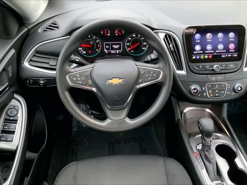 Used 2024 Chevrolet Malibu LT FWD image 6