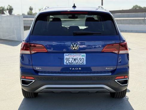 Used 2023 Volkswagen Taos SEL image 6