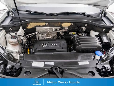 Used 2021 Volkswagen Atlas Cross Sport SE image 27