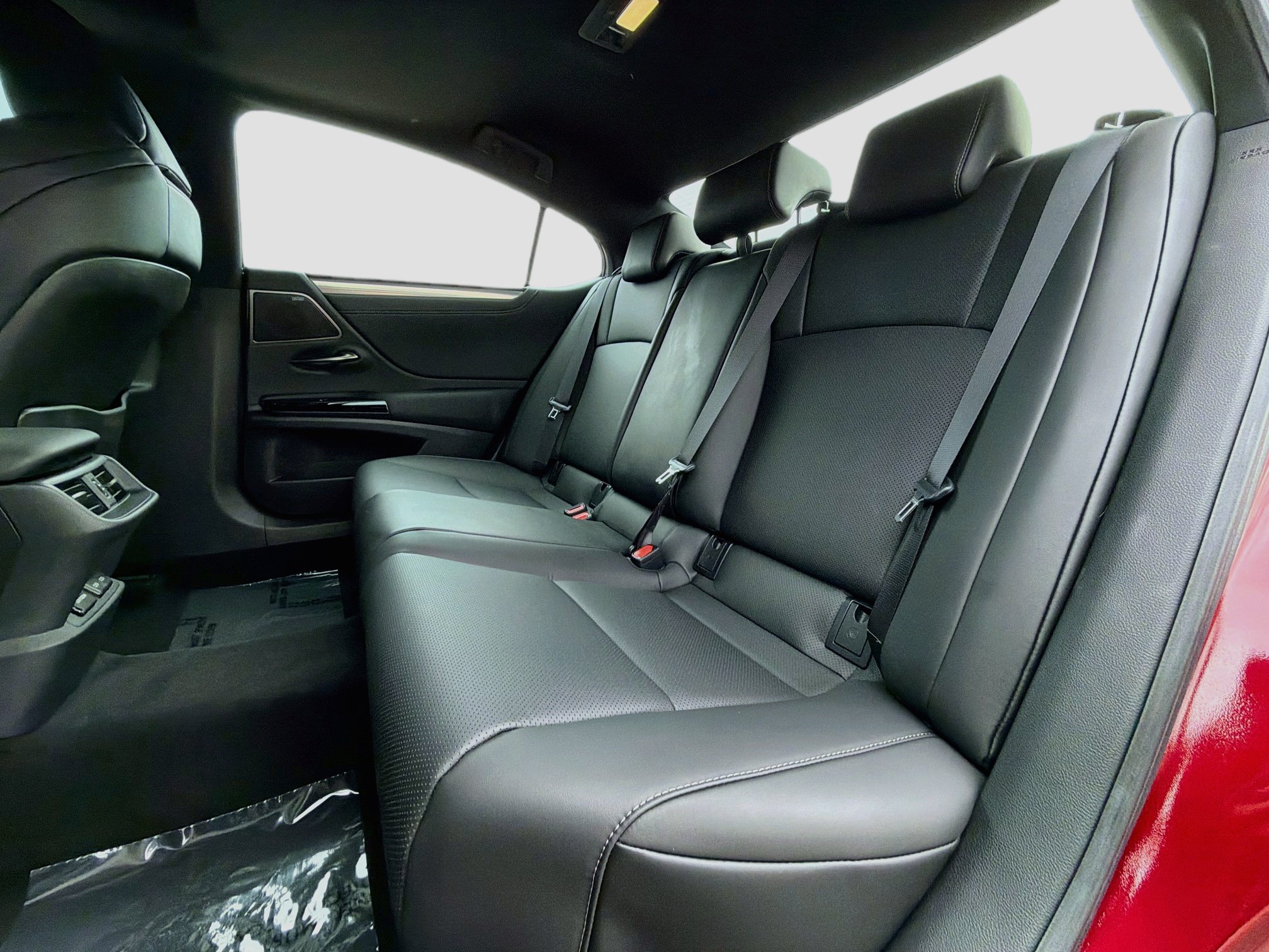Used 2025 Lexus ES 350 F Sport w/ Accessory Package (Z1) FWD image 20