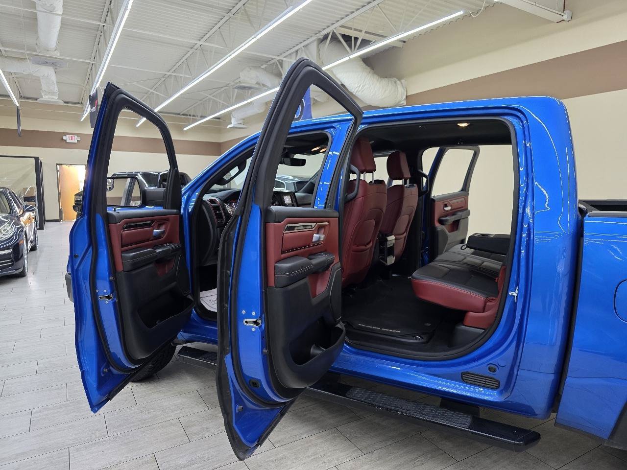 Used 2022 RAM 1500 Rebel AWD/4WD image 13